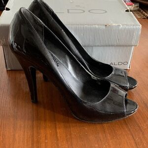 Aldo Women's Glossy Black Peep Toe Heels